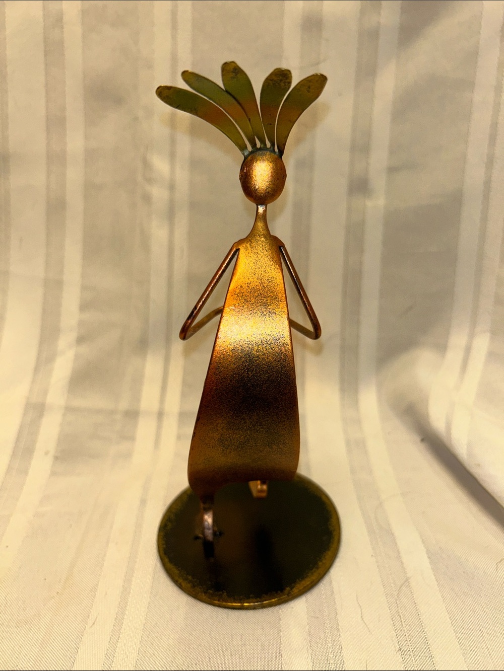 Tabletop Kokopelli Musician Sculpture in Copper and Gold (LC) - Picture 3 of 9